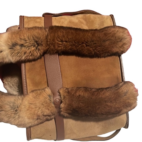 Authentic Salvatore Ferragamo bag w/ fox fur - Picture 12 of 13